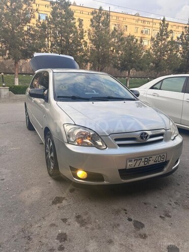 Toyota Corolla 2004, 400,000 km - 1.4 l - Bakı