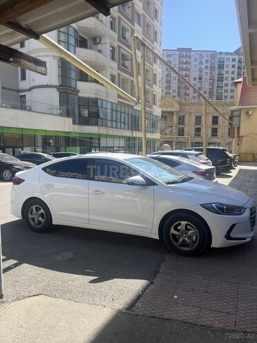 Hyundai Avante 2015, 95,000 km - 1.6 l - Bakı