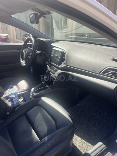 Hyundai Avante 2015, 95,000 km - 1.6 l - Bakı