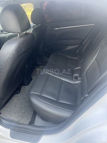 Hyundai Avante 2015, 95,000 km - 1.6 l - Bakı