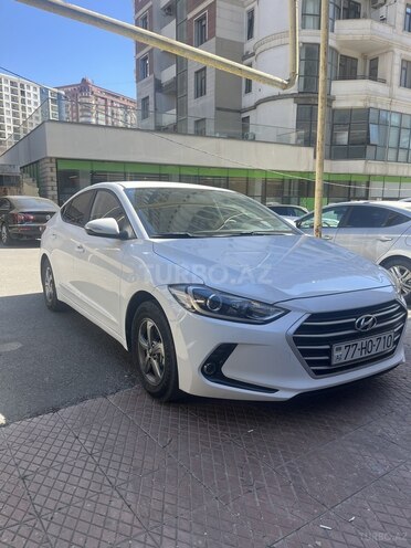 Hyundai Avante 2015, 95,000 km - 1.6 l - Bakı