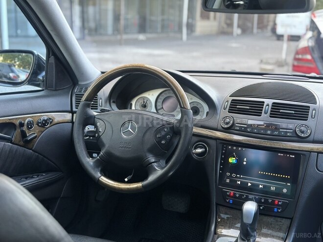 Mercedes E 320 2003, 296,000 km - 3.2 l - Bakı