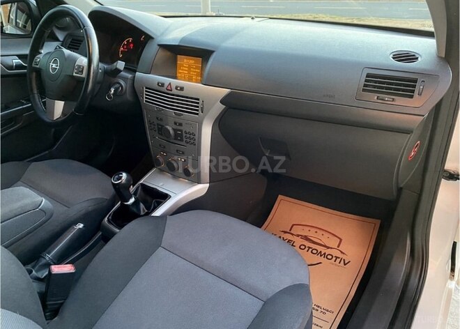 Opel Astra 2008, 218,000 km - 1.4 l - Hacıqabul