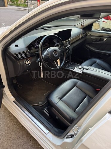 Mercedes E 220 d 2012, 215,000 km - 2.2 l - Bakı