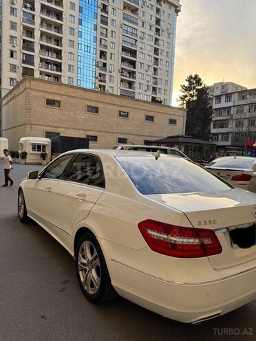 Mercedes E 220 d 2012, 215,000 km - 2.2 l - Bakı