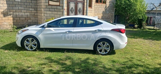 Hyundai Elantra 2015, 50,168 km - 1.8 л - Balakən