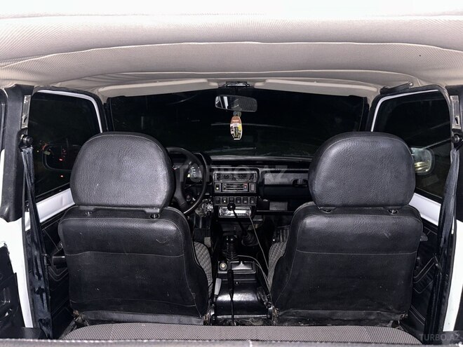 LADA (VAZ) Niva 2010, 132,000 km - 1.7 l - Astara