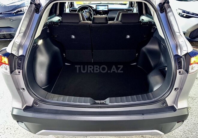 Toyota Corolla Cross 2024, 8,000 km - 2.0 л - Bakı