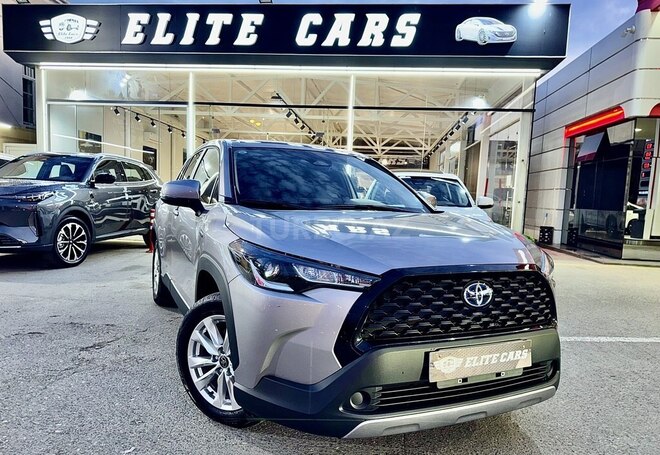Toyota Corolla Cross 2024, 8,000 km - 2.0 л - Bakı