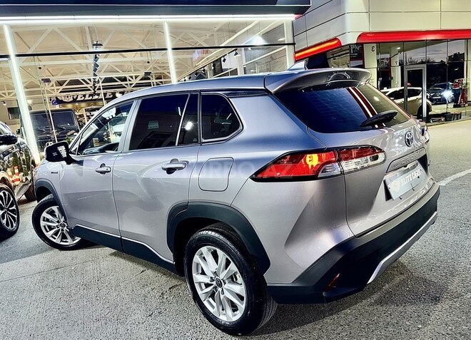 Toyota Corolla Cross 2024, 8,000 km - 2.0 л - Bakı