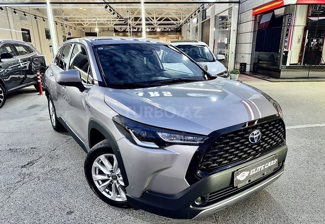 Toyota Corolla Cross 2024, 8,000 km - 2.0 л - Bakı