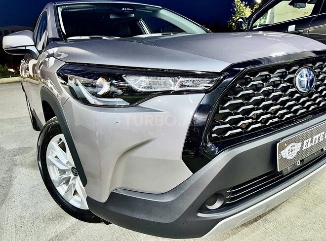 Toyota Corolla Cross 2024, 8,000 km - 2.0 л - Bakı