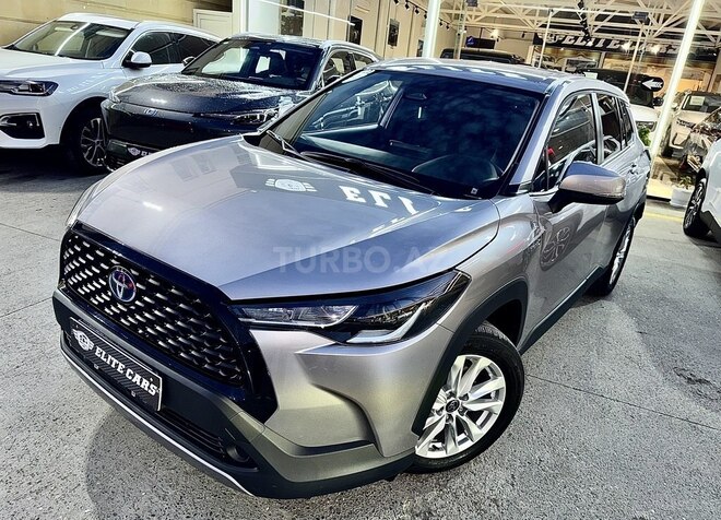 Toyota Corolla Cross 2024, 8,000 km - 2.0 л - Bakı