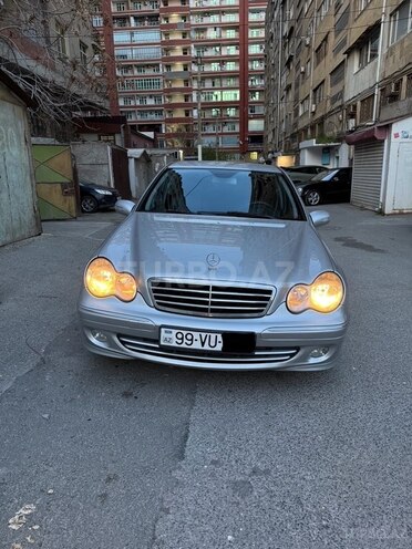 Mercedes C 180 2005, 196,000 km - 1.8 l - Bakı
