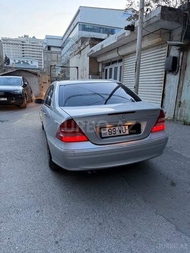 Mercedes C 180 2005, 196,000 km - 1.8 l - Bakı