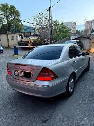 Mercedes C 180 2005, 196,000 km - 1.8 l - Bakı