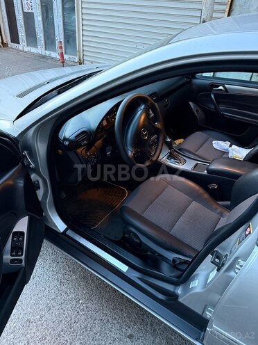 Mercedes C 180 2005, 196,000 km - 1.8 l - Bakı