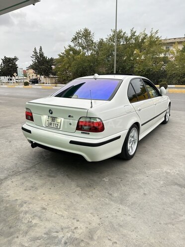 BMW 530 2001, 300,000 km - 3.0 l - Sumqayıt