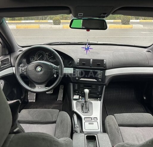 BMW 530 2001, 300,000 km - 3.0 l - Sumqayıt