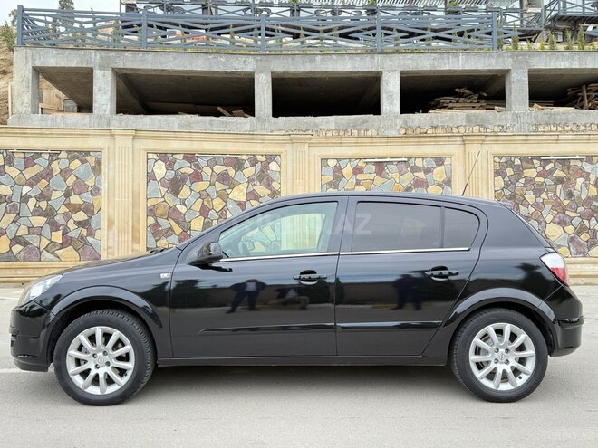 Opel Astra 2005, 250,000 km - 1.4 l - Bakı