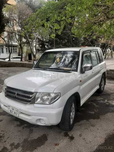 Mitsubishi Pajero io 2002, 250,000 km - 2.0 l - Bakı