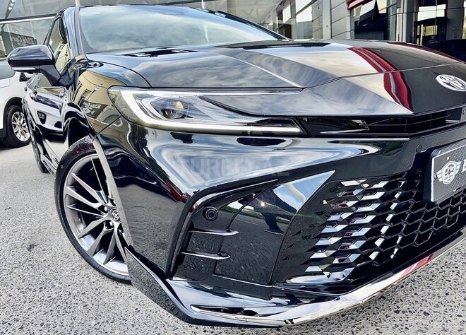 Toyota Camry-11