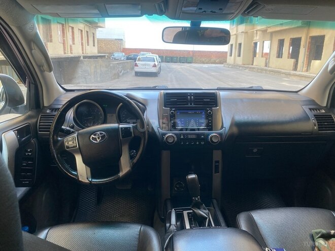 Toyota Land Cruiser Prado 2010, 250,000 km - 2.7 л - Bakı
