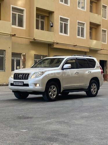 Toyota Land Cruiser Prado 2010, 250,000 km - 2.7 л - Bakı
