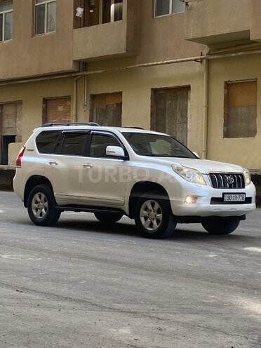 Toyota Land Cruiser Prado 2010, 250,000 km - 2.7 л - Bakı