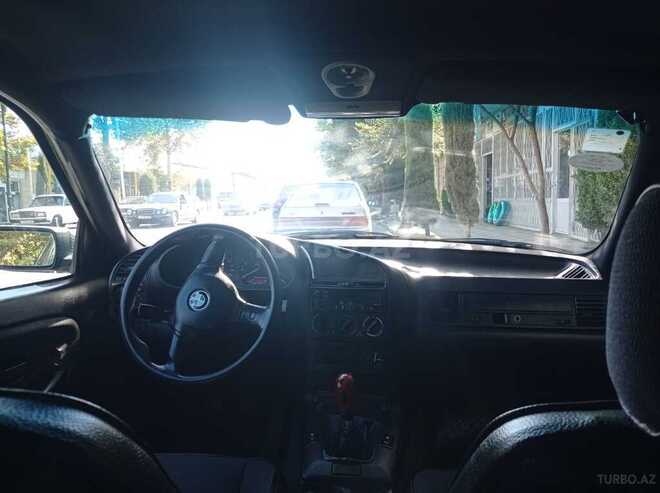 BMW 318 1991, 250,000 km - 1.8 l - Ağcabədi