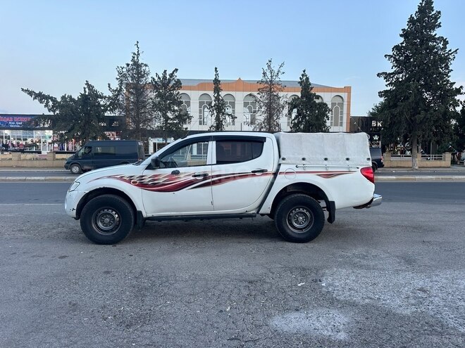 Mitsubishi L200 2008, 590,000 km - 2.5 l - Gəncə