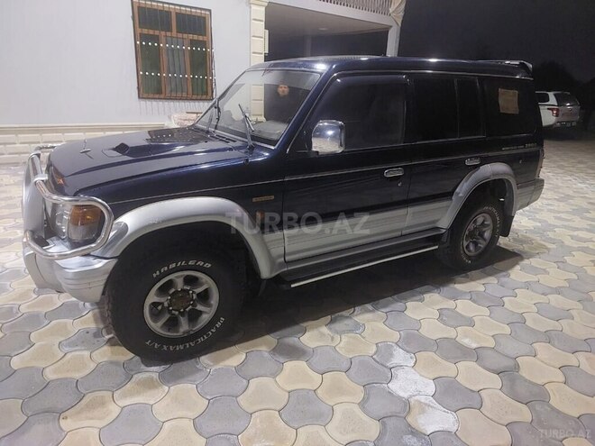 Mitsubishi Pajero 1995, 310,000 km - 2.8 л - Bakı