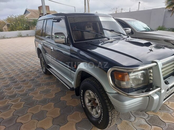 Mitsubishi Pajero 1995, 310,000 km - 2.8 л - Bakı