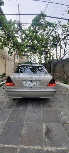 Mercedes C 230 1998, 209,000 km - 2.3 l - Sumqayıt