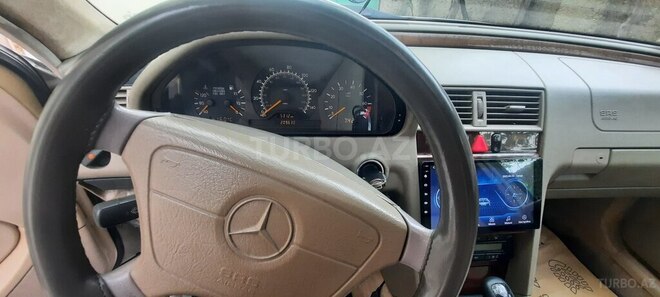 Mercedes C 230 1998, 209,000 km - 2.3 l - Sumqayıt