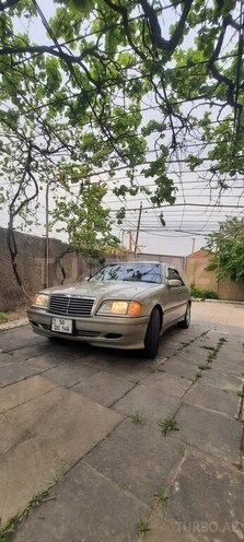 Mercedes C 230 1998, 209,000 km - 2.3 l - Sumqayıt