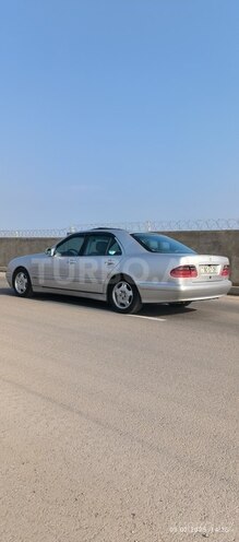 Mercedes E 240 2000, 285,670 km - 2.4 l - Bakı