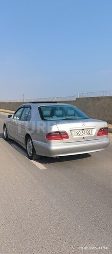 Mercedes E 240 2000, 285,670 km - 2.4 l - Bakı