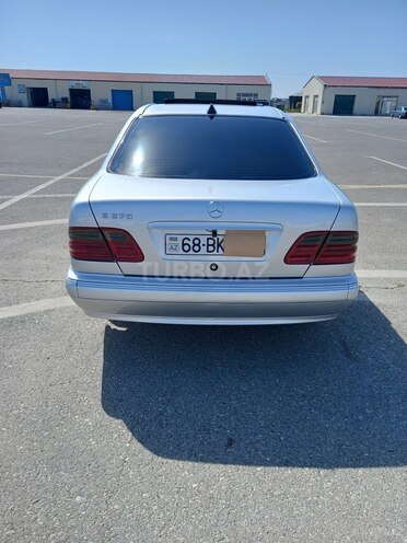 Mercedes E 270 2000, 496,500 km - 2.7 л - Bakı