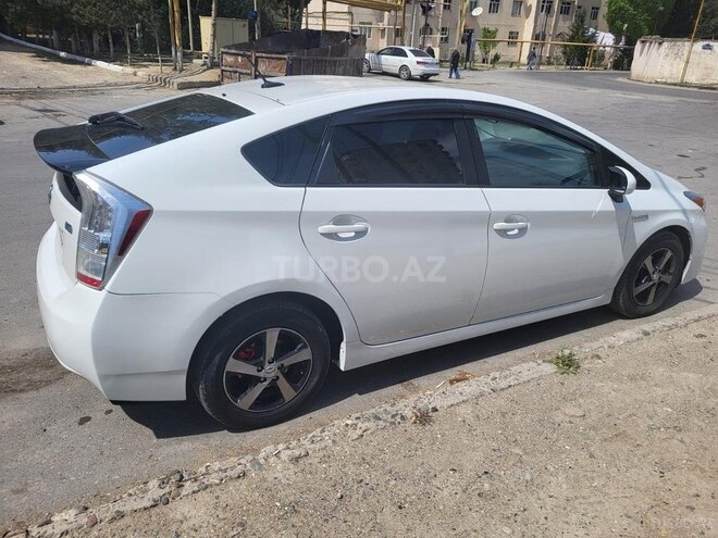 Toyota Prius 2011, 360,000 km - 1.8 l - Sumqayıt