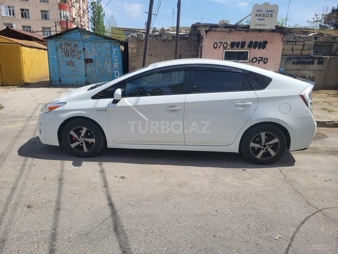 Toyota Prius 2011, 360,000 km - 1.8 l - Sumqayıt