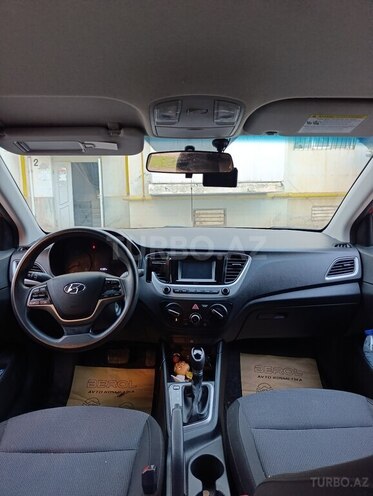 Hyundai Accent 2019, 168,000 km - 1.6 л - Bakı
