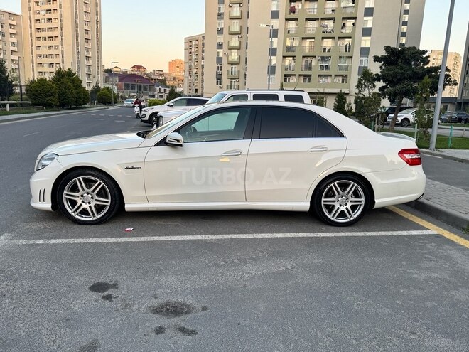 Mercedes E 350 2010, 220,000 km - 3.5 l - Bakı