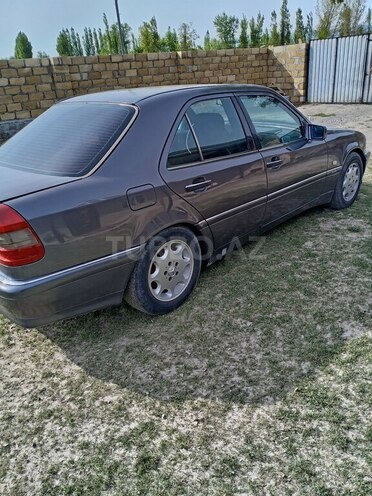 Mercedes C 180 1995, 728,684 km - 1.8 l - Şəki