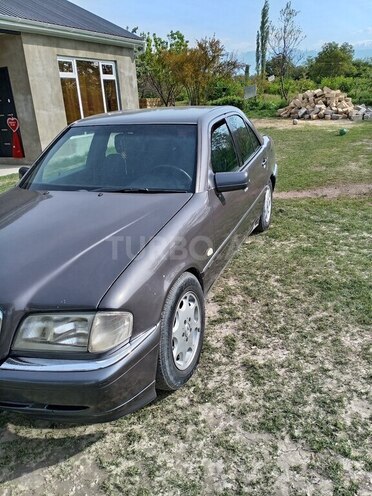 Mercedes C 180 1995, 728,684 km - 1.8 l - Şəki