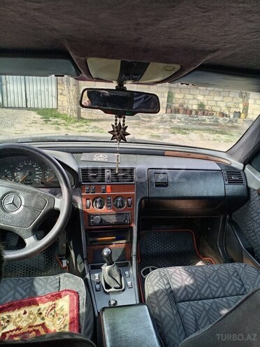 Mercedes C 180 1995, 728,684 km - 1.8 l - Şəki