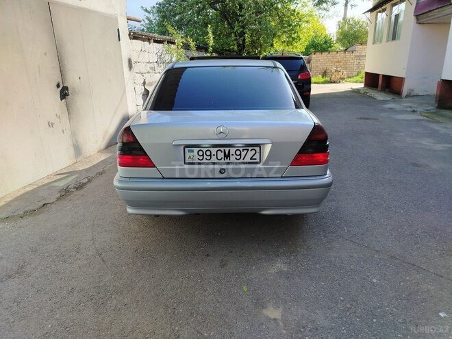 Mercedes C 180 1998, 270,000 km - 1.8 l - Qusar