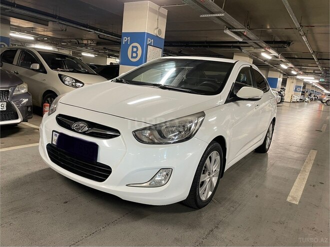 Hyundai Accent 2014, 208,000 km - 1.6 л - Bakı