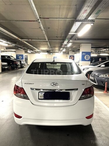 Hyundai Accent 2014, 208,000 km - 1.6 л - Bakı