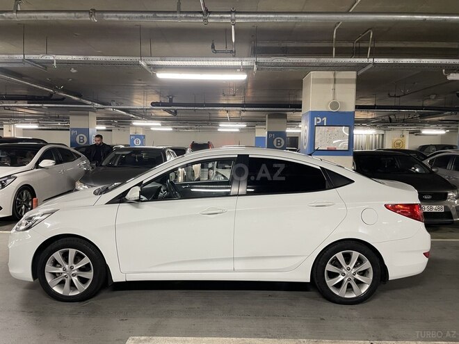 Hyundai Accent 2014, 208,000 km - 1.6 л - Bakı